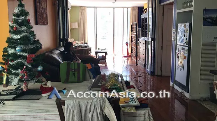 Asoke Place Condominium  1 Bedroom for Sale MRT Sukhumvit in Sukhumvit Bangkok
