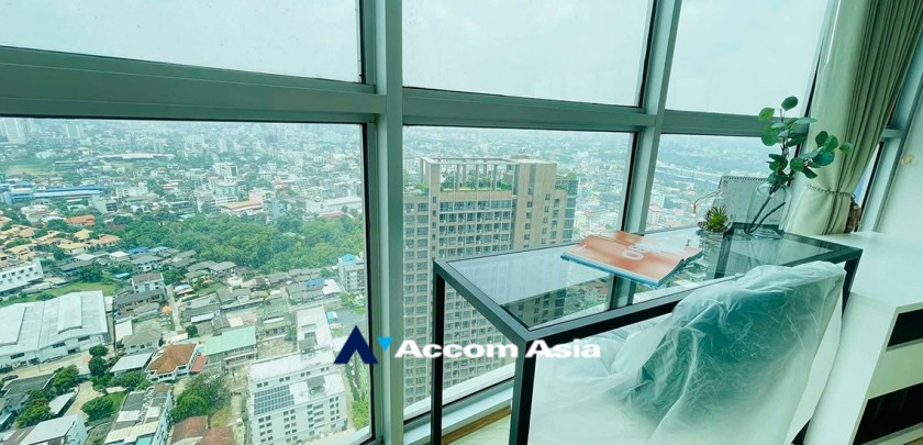 8  1 br Condominium For Sale in Sukhumvit ,Bangkok BTS Phra khanong at Sky Walk Condominium AA33114