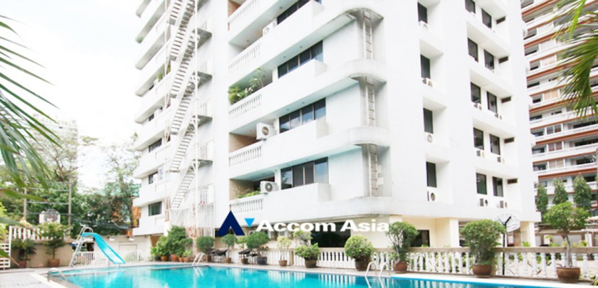  2  3 br Apartment For Rent in Sukhumvit ,Bangkok MRT Sukhumvit - BTS Asok at Family Apartment with Lake View AA33116