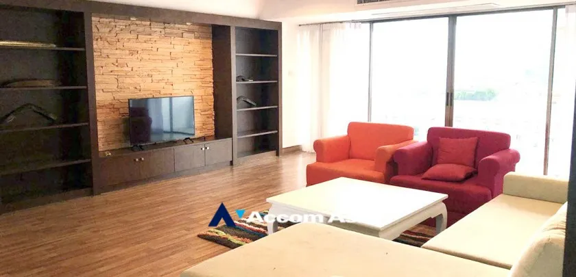  1  3 br Apartment For Rent in Sukhumvit ,Bangkok BTS Asok at Family Apartment with Lake View AA33117
