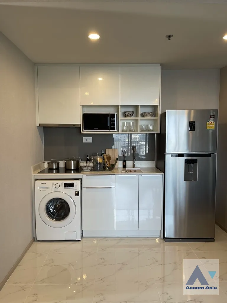 unit 2 Bedrooms  Condominium For Rent in Bang Na, Bangkok  near BTS Udomsuk (AA33155)
