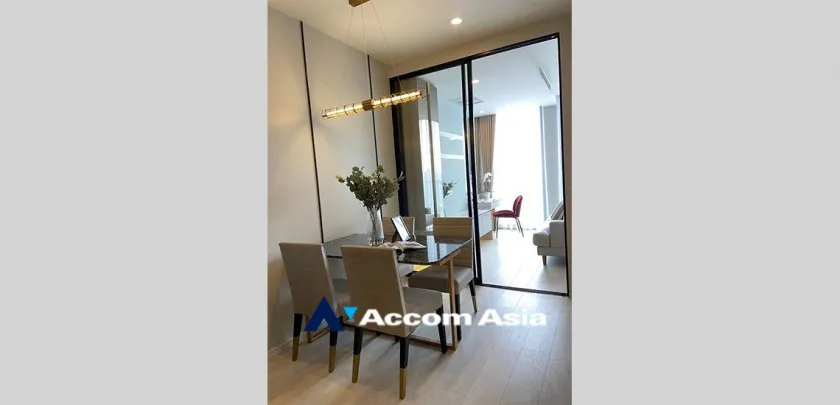 unit 1 Bedroom  Condominium For Rent & Sale in Ploenchit, Bangkok  near BTS Ploenchit (AA33160)
