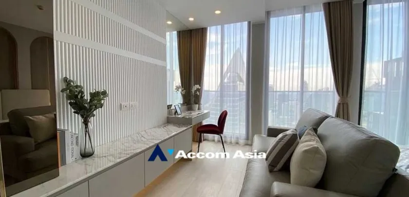 unit 1 Bedroom  Condominium For Rent & Sale in Ploenchit, Bangkok  near BTS Ploenchit (AA33160)