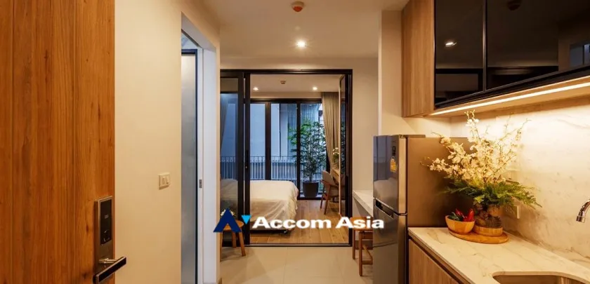  1  Studio Apartment for rent and sale in Ploenchit ,Bangkok BTS Ploenchit - MRT Lumphini at Cozy Style with Good Surrounding AA33176