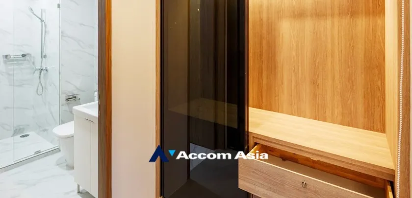 7  Studio Apartment for rent and sale in Ploenchit ,Bangkok BTS Ploenchit - MRT Lumphini at Cozy Style with Good Surrounding AA33176
