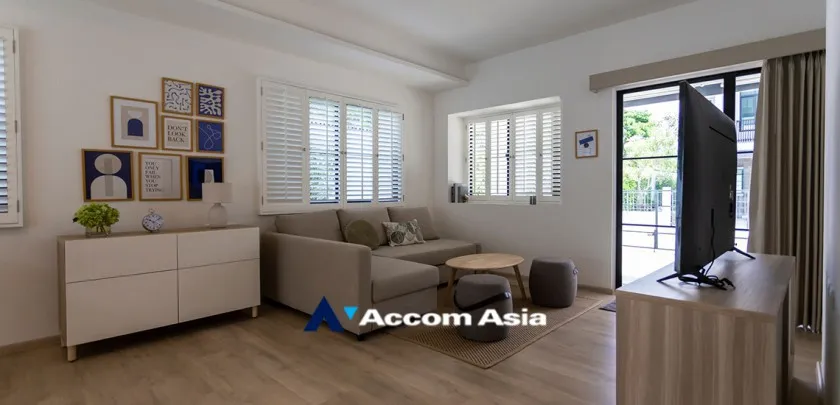 unit 3 Bedrooms  Townhouse For Sale in Samutprakan, Samutprakan  (AA33182)
