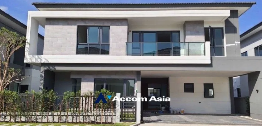 unit 4 Bedrooms  House For Sale in Samutprakan, Samutprakan  near BTS Bang Na (AA33188)