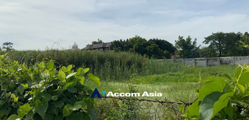  2  Land For Sale in Latkrabang ,Bangkok ARL Ban Thap Chang AA33189
