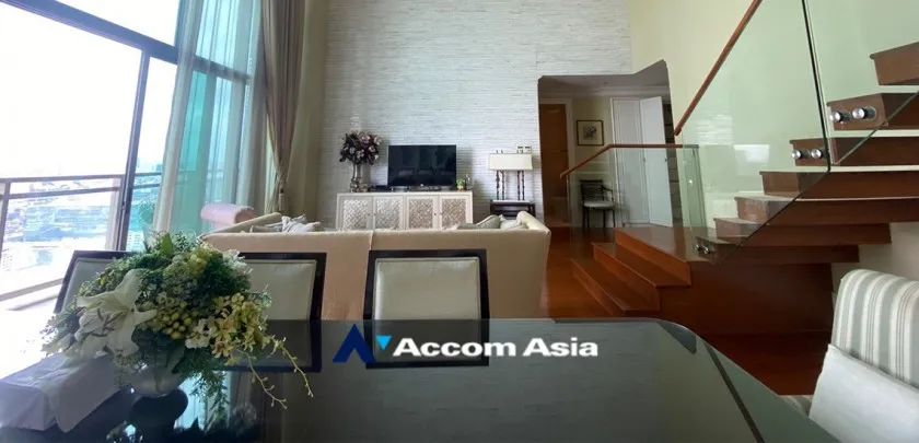 Duplex Condo |  Bright Sukhumvit 24 Condominium  3 Bedroom for Rent BTS Phrom Phong in Sukhumvit Bangkok