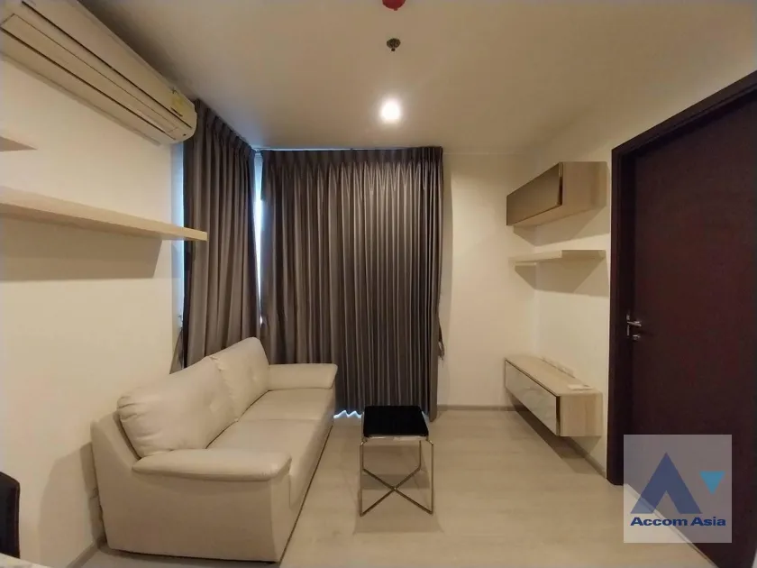 unit 2 Bedrooms  Condominium For Rent in Phaholyothin, Bangkok  near ARL Makkasan - MRT Rama 9 (AA33212)