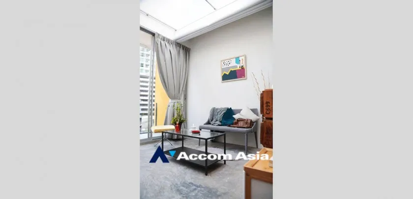 unit Shophouse For Sale in Sukhumvit, Bangkok  near BTS Phra khanong (AA33221)