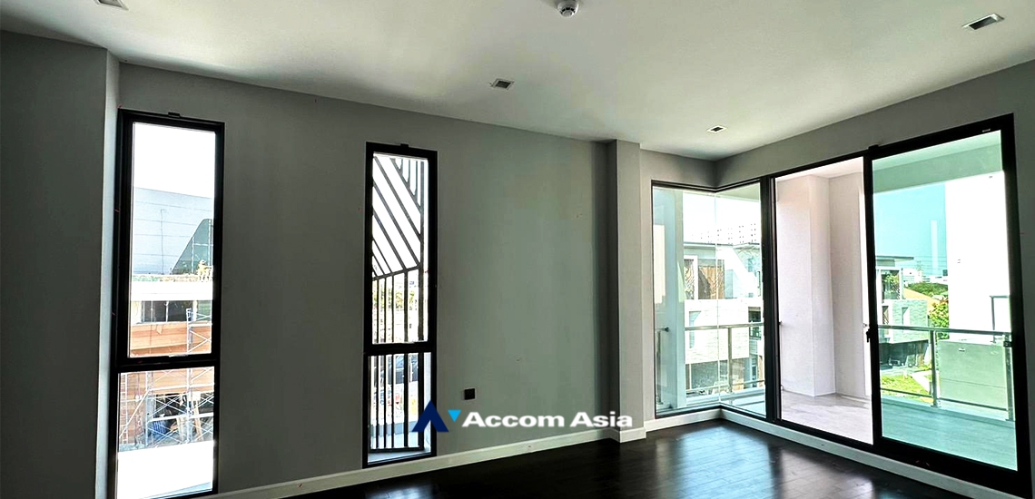 16  4 br House for rent and sale in Pattanakarn ,Bangkok ARL Hua Mak at The Gentry Phatthanakan AA33222