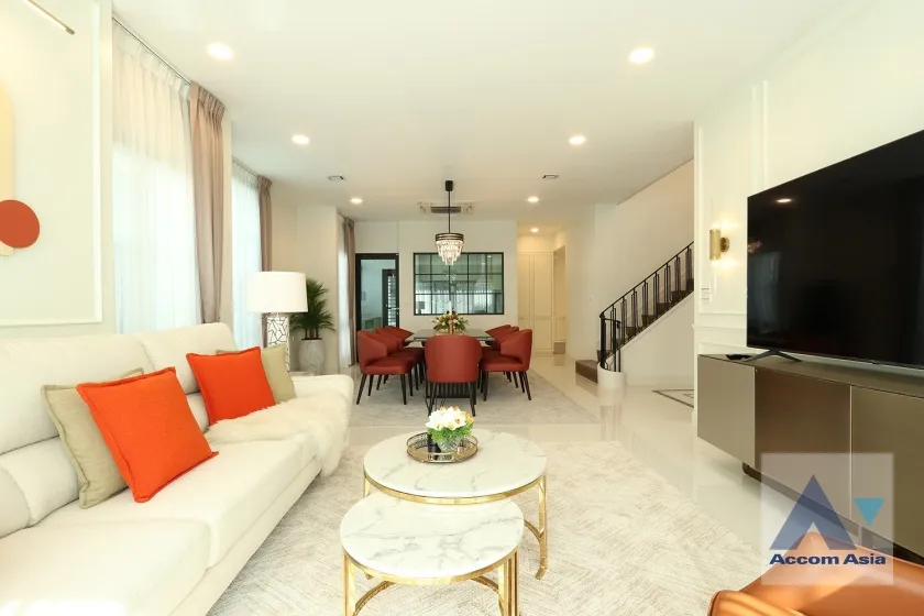 2  4 br House For Rent in Latkrabang ,Bangkok ARL Ban Thap Chang at Nantawan Rama 9 New Krungthepkreetha AA33242