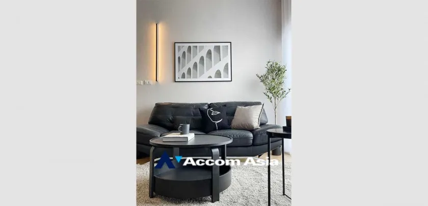 unit 1 Bedroom  Condominium For Rent in Sukhumvit, Bangkok  near BTS Ekkamai (AA33252)