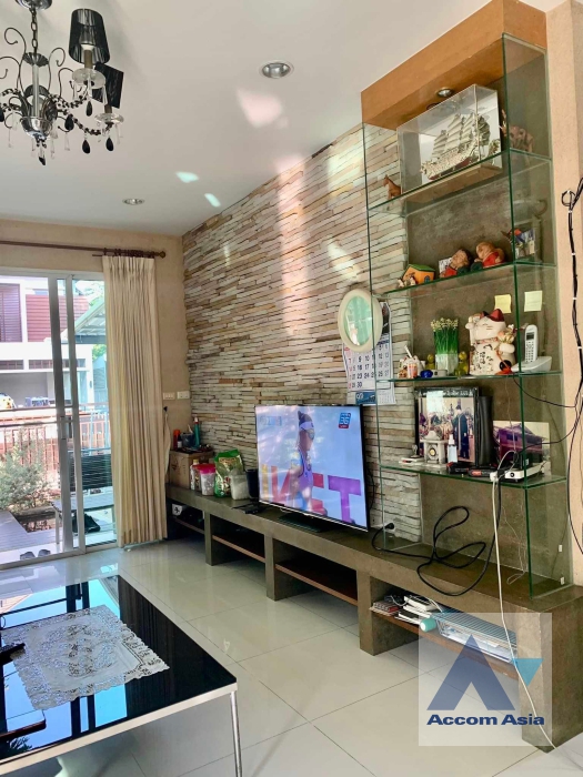  1  3 br House For Sale in Pattanakarn ,Bangkok  at Blue Lagoon Bangna km.8 AA33260