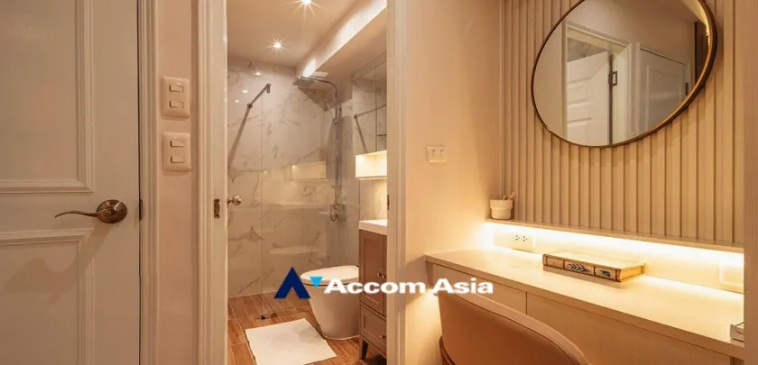 12  2 br Condominium For Sale in Sathorn ,Bangkok  at Fortune Condo Town AA33271