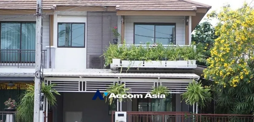  2  3 br House For Rent in Pattanakarn ,Bangkok  at Pruksa Ville 73 Patthanakan AA33280