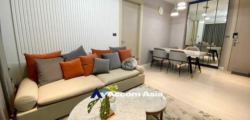  1  2 br Condominium For Sale in Ratchadaphisek ,Bangkok  at RHYTHM Ratchada AA33281