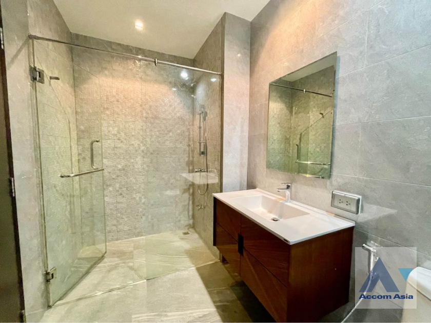 19  3 br Condominium For Rent in Sukhumvit ,Bangkok BTS Phrom Phong at The Madison AA33284