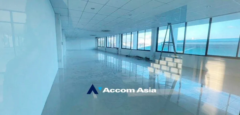  1  Office Space For Rent in Sukhumvit ,Bangkok BTS Phra khanong at S69 Office and Warehouse Space AA33295