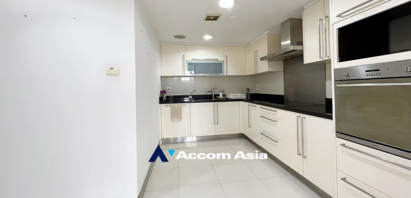 16  3 br Condominium For Sale in Ploenchit ,Bangkok BTS Chitlom at Somkid Gardens AA33297