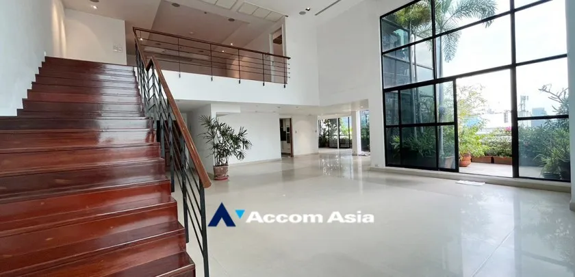 unitSuper Luxury, Huge Terrace, Duplex Condo, Penthouse |  3 Bedrooms  Condominium For Sale in Ploenchit, Bangkok  near BTS Chitlom (AA33297)