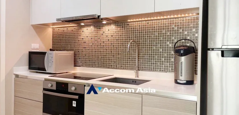 unitBig Balcony | The Room Sukhumvit 21 Condominium