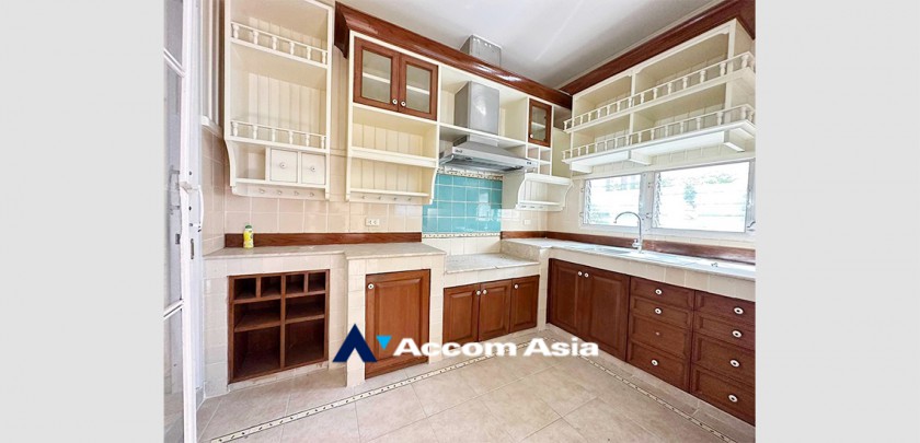 6  3 br House for rent and sale in Pattanakarn ,Bangkok BTS Bang Chak at Nantawan Village Onnuch AA33303