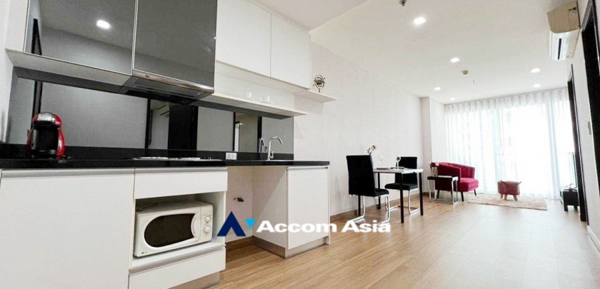  1  2 br Condominium For Sale in Sukhumvit ,Bangkok BTS Phra khanong at Le Luk AA33309