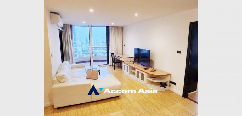 unit 3 Bedrooms  Condominium For Rent in Sukhumvit, Bangkok  near BTS Phrom Phong (AA33315)