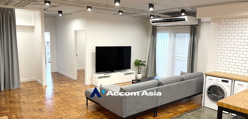 unit 2 Bedrooms  Condominium For Rent & Sale in Sukhumvit, Bangkok  near BTS Phrom Phong (AA33320)