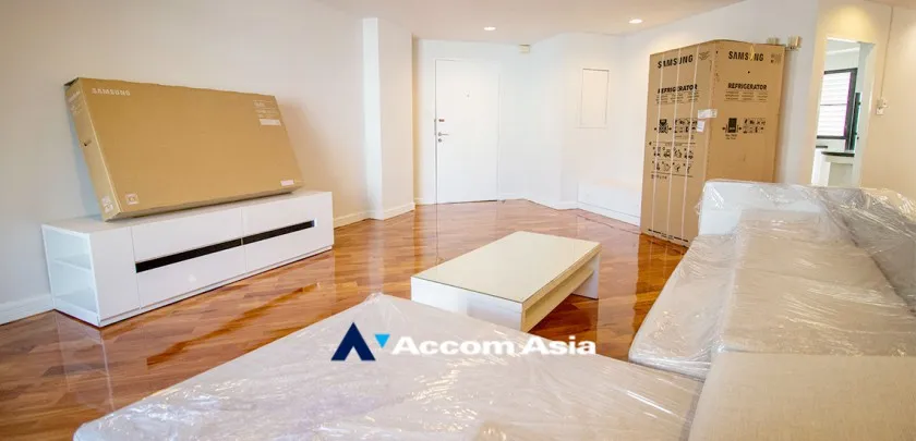 unitPet friendly |  3 Bedrooms  Apartment For Rent in Sukhumvit, Bangkok  near MRT Sukhumvit - BTS Asok (AA33333)