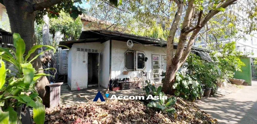 unit Land For Sale in Pattanakarn, Bangkok  near BTS On Nut (AA33356)