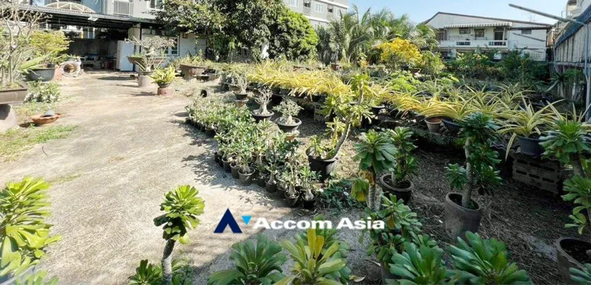 unit Land For Sale in Pattanakarn, Bangkok  near BTS On Nut (AA33357)