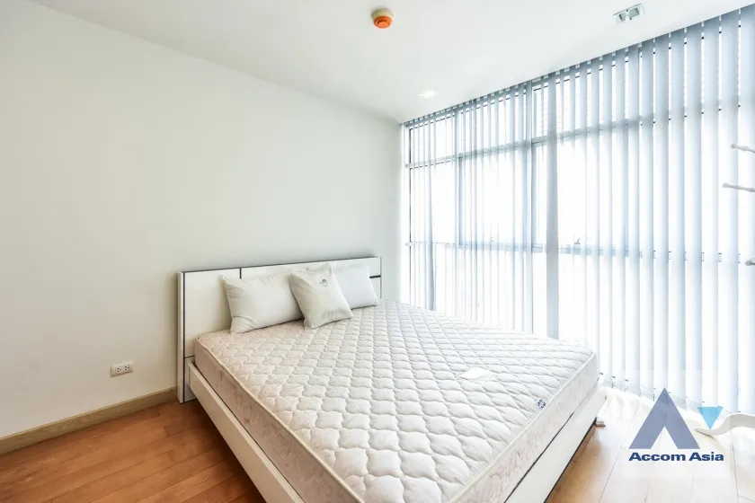 6  2 br Condominium For Sale in Silom ,Bangkok MRT Sam Yan - BTS Sala Daeng at Vertiq Rama 4 Siam AA33359