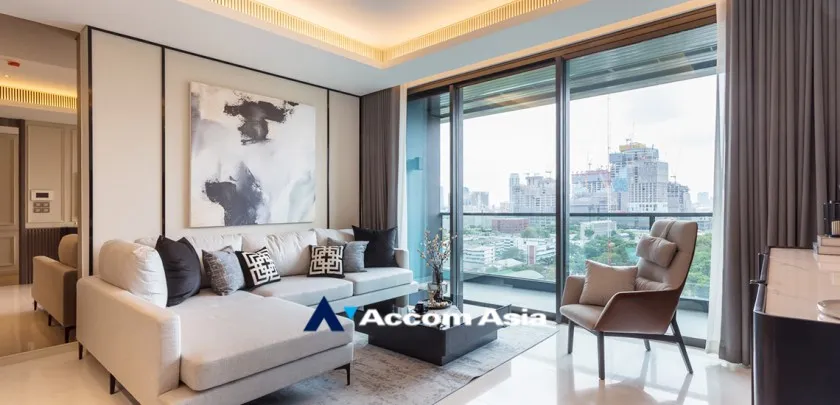 unit 1 Bedroom  Condominium For Rent & Sale in Ploenchit, Bangkok  near BTS Ploenchit (AA33372)