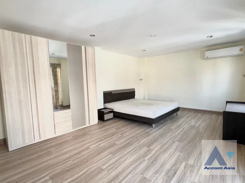 8  4 br House for rent and sale in Sathorn ,Bangkok BRT Arkhan Songkhro AA33376