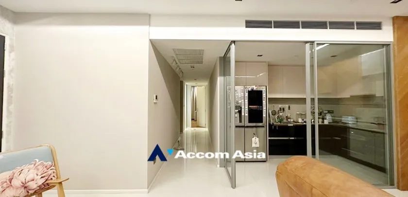 unit 2 Bedrooms  Condominium For Rent & Sale in Sathorn, Bangkok  near BTS Surasak (AA33377)