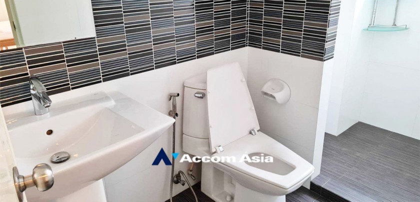 8  2 br Condominium For Rent in Pattanakarn ,Bangkok BTS Nana at Premier place AA33386