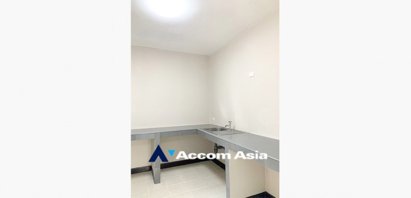 5  4 br House for rent and sale in Dusit ,Bangkok  AA33401