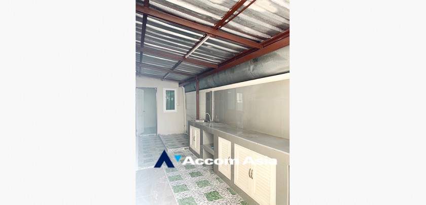 6  4 br House for rent and sale in Dusit ,Bangkok  AA33401