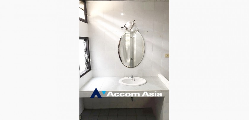 14  4 br House for rent and sale in Dusit ,Bangkok  AA33401