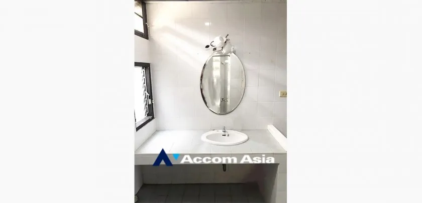 14  4 br House for rent and sale in Dusit ,Bangkok  AA33401