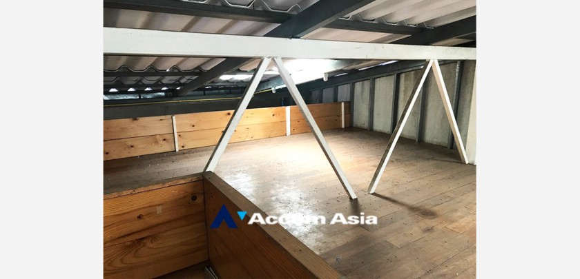 6  Townhouse For Sale in Dusit ,Bangkok  AA33406