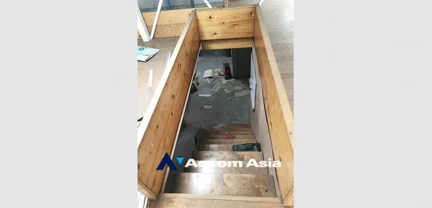 unit Townhouse For Sale in Dusit, Bangkok  (AA33406)