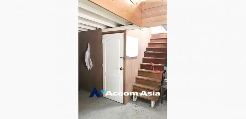 unit Townhouse For Sale in Dusit, Bangkok  (AA33406)