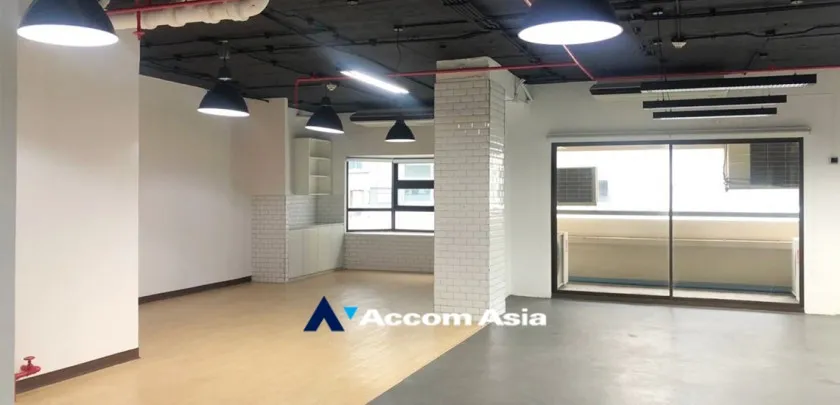 unit Office space For Rent in Ploenchit, Bangkok  (AA33408)