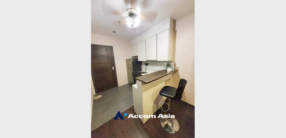 unit 1 Bedroom  Condominium For Sale in Sukhumvit, Bangkok  near BTS Ekkamai (AA33413)
