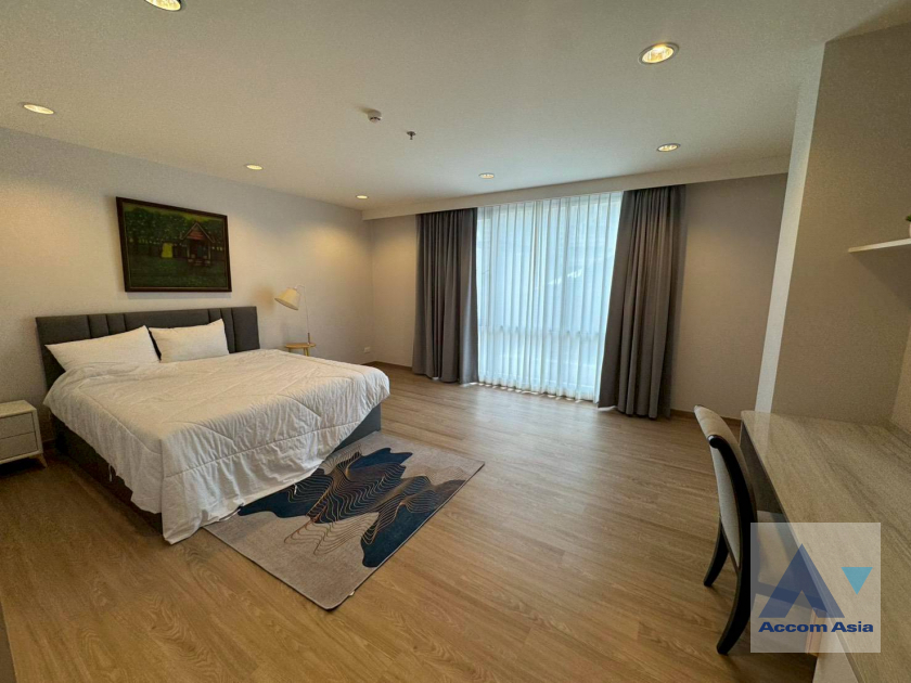 10  4 br Apartment For Rent in Sathorn ,Bangkok BTS Chong Nonsi at Luxury Designed in Prime Area AA33431