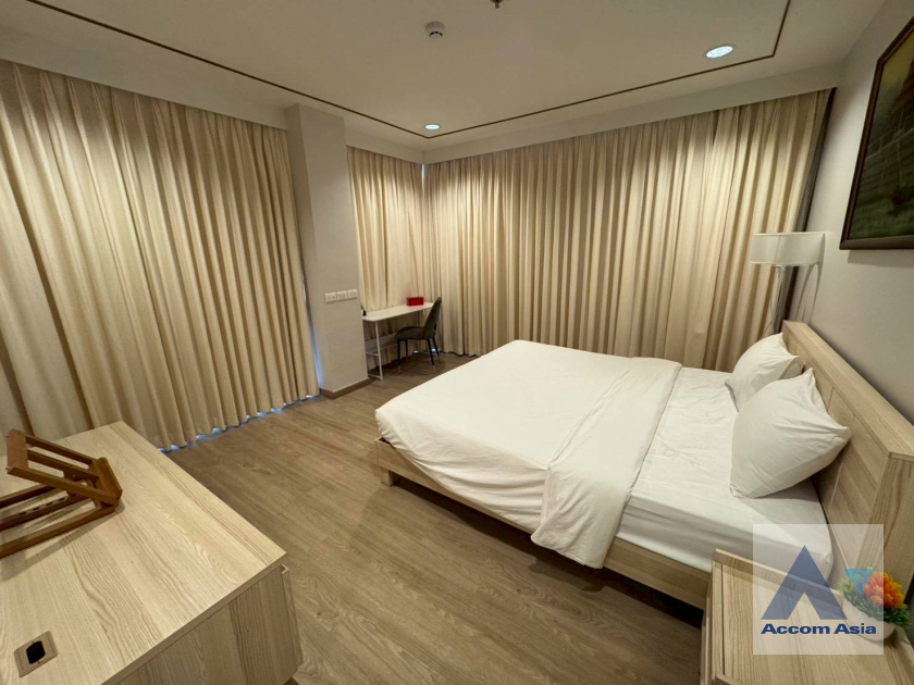 12  2 br Apartment For Rent in Sathorn ,Bangkok BTS Chong Nonsi at Luxury Designed in Prime Area AA33432